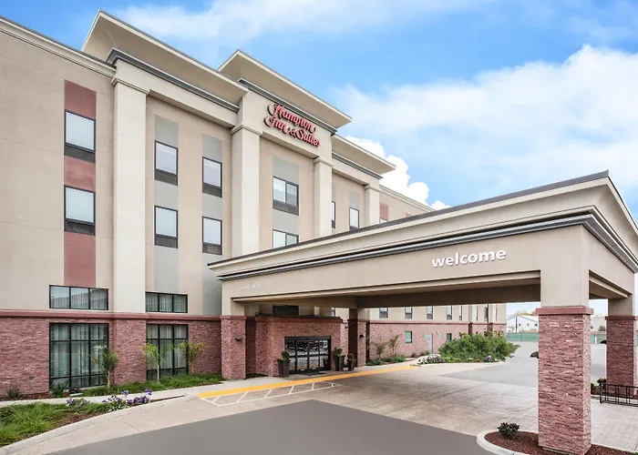 Hampton Inn&Suites Watsonville