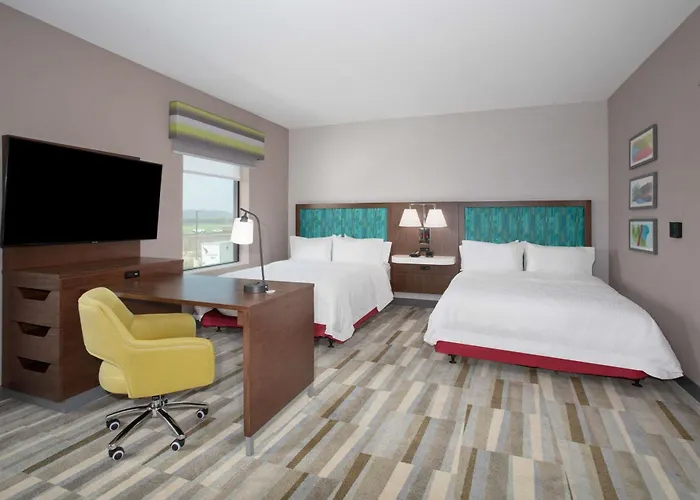 Hampton Inn&Suites Watsonville
