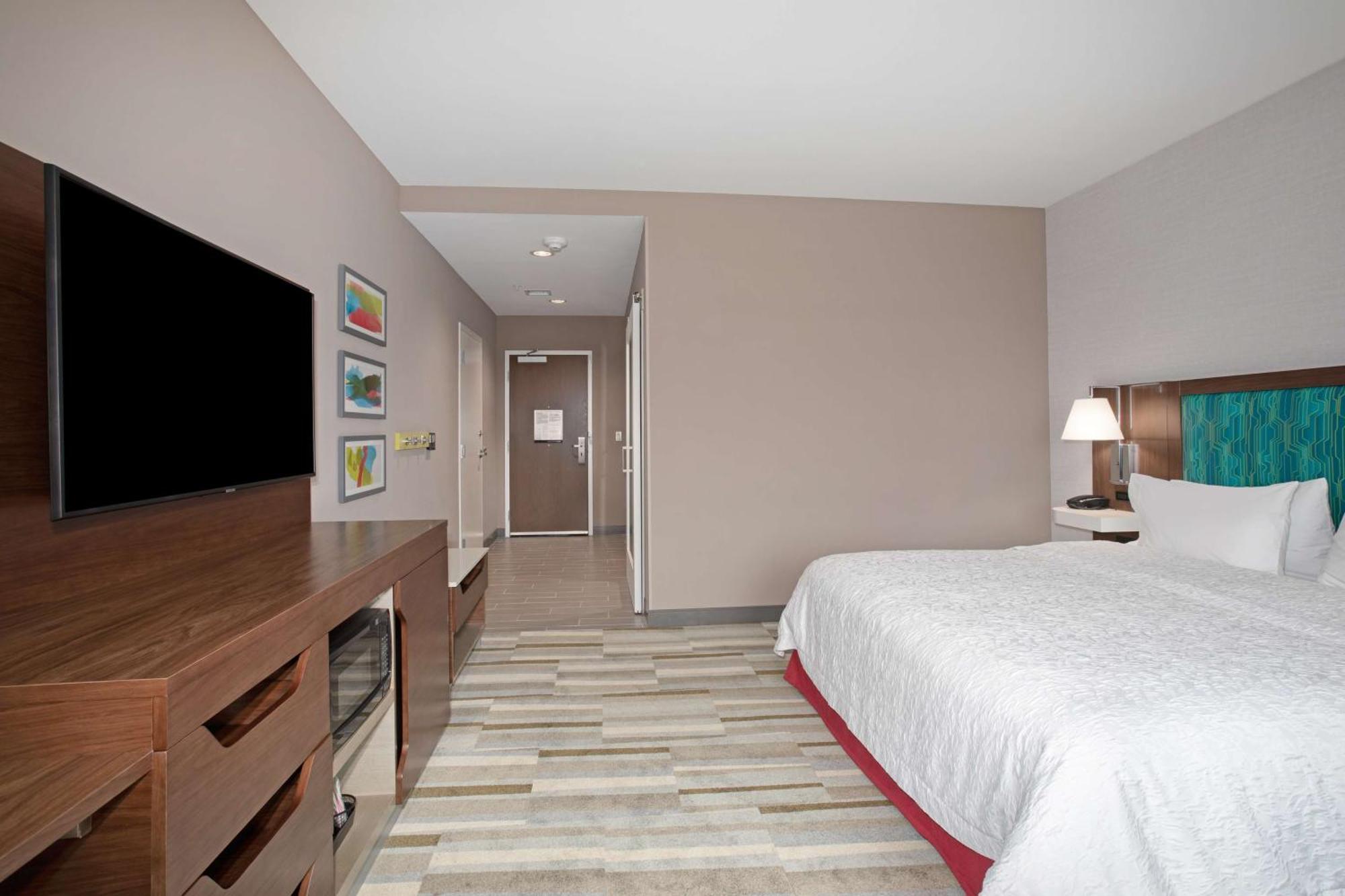 Hampton Inn&suites Hotel