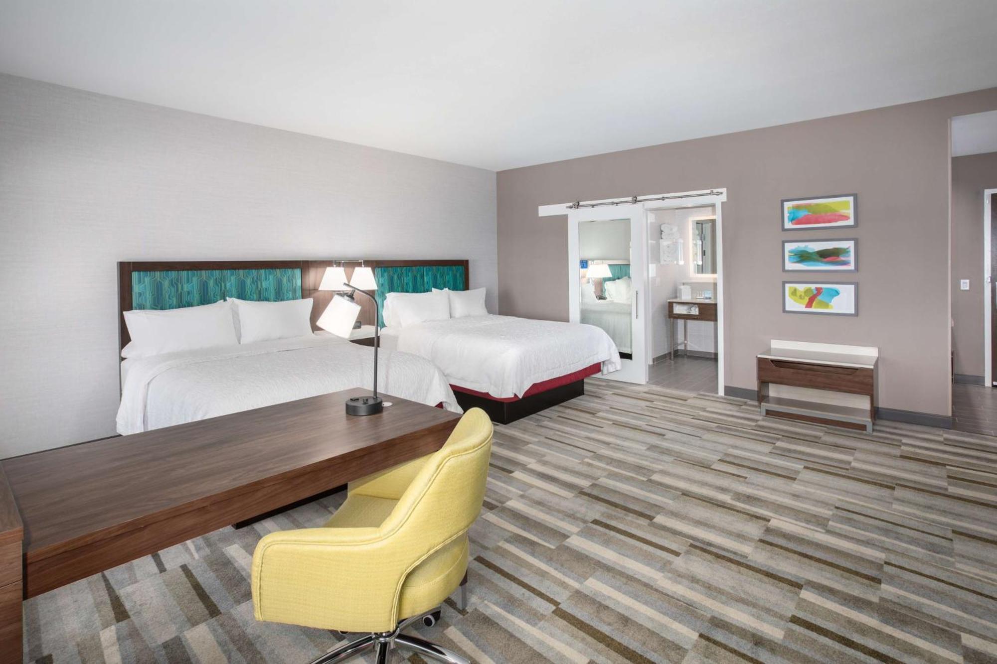 Hampton Inn&suites 3*