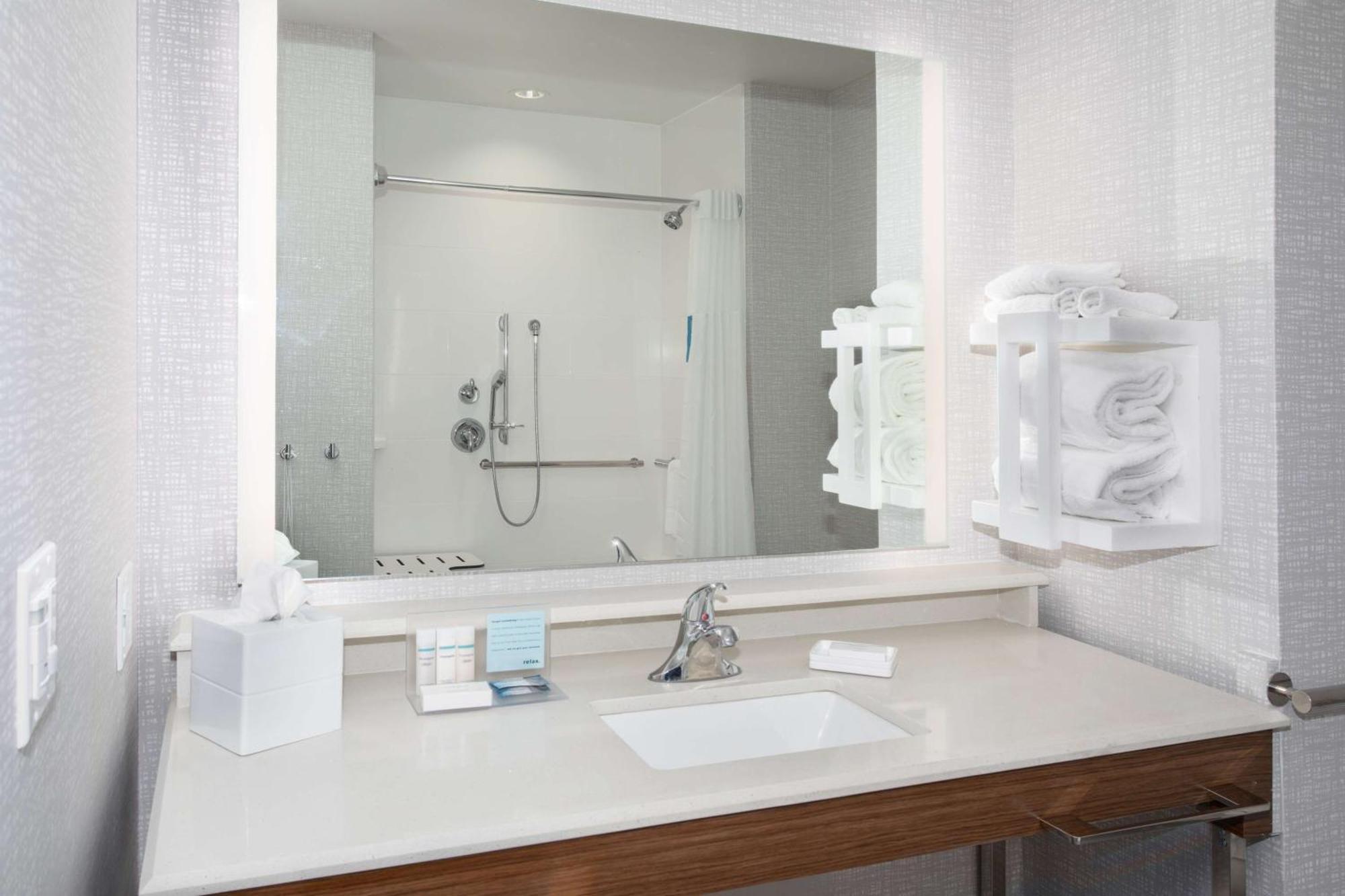 Hotel Hampton Inn&suites