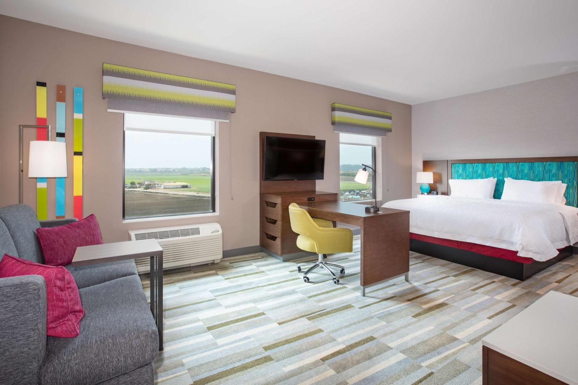 Hampton Inn&suites Hotel 3*