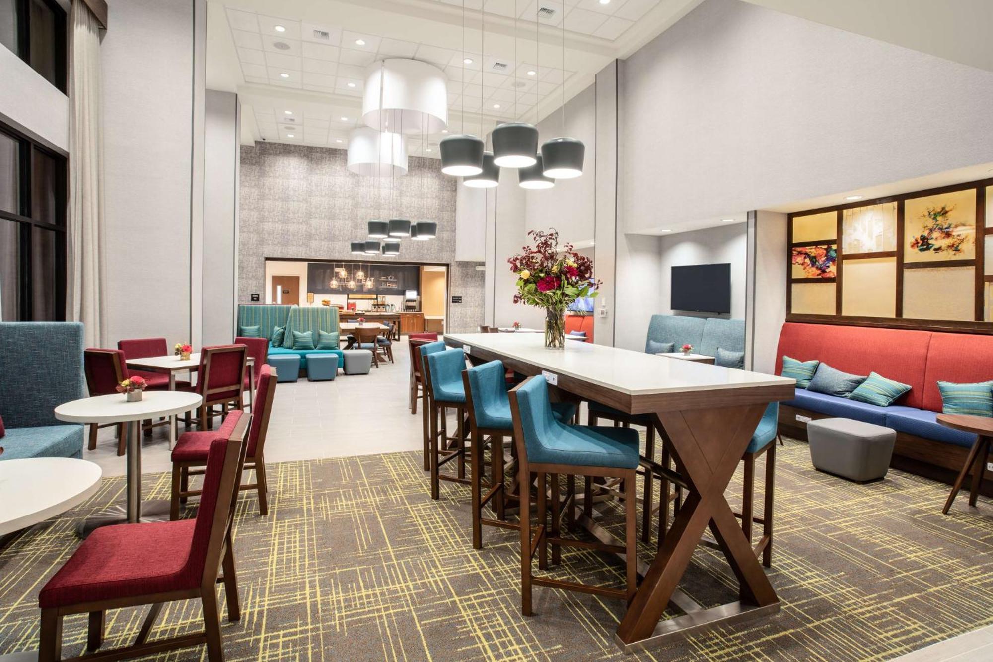 Hampton Inn&suites Hotel